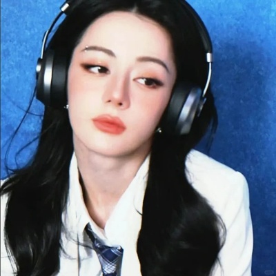 迪丽热巴神颜头像大放送 美到犯规的视觉暴击