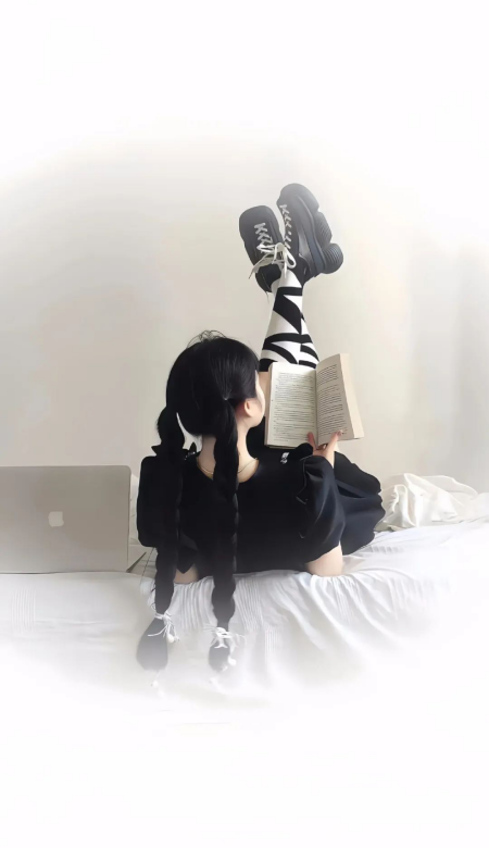 渐变微信聊天背景美哭 温柔色调晕染屏幕