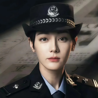 热巴《利剑玫瑰》头像！飒爽与柔美碰撞出火花