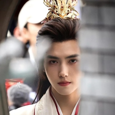 《献鱼》陈飞宇绝美剧照大放送 一眼万年魅力难挡