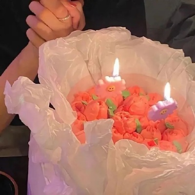 暗示官宣的朋友圈文案 七夕专属甜到心尖