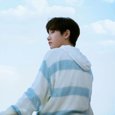 汪苏泷歌词签名分享 把青春写成BGM