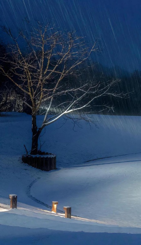 蓝色调壁纸 把深海与天空装进屏幕