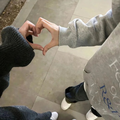 甜甜的恋爱朋友圈小文案 藏满心动小美好