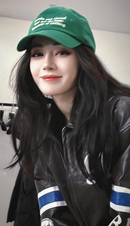 迪丽热巴壁纸合集来了 高清质感美到心巴上