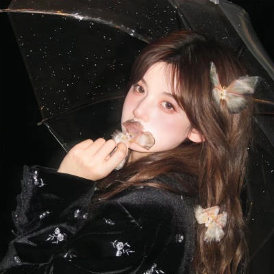 浪漫类微信网名合集 把温柔与诗意藏进账号名里