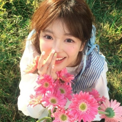 Wechat 明媚氛围感女头_2_晚安吖_来自小红书网页版.jpg